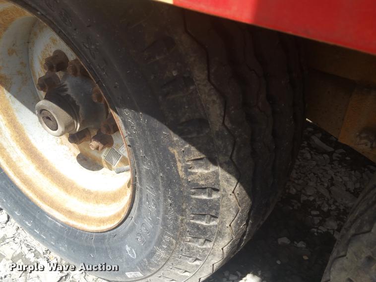 image for item DD9333 2000 Seca vacuum trailer