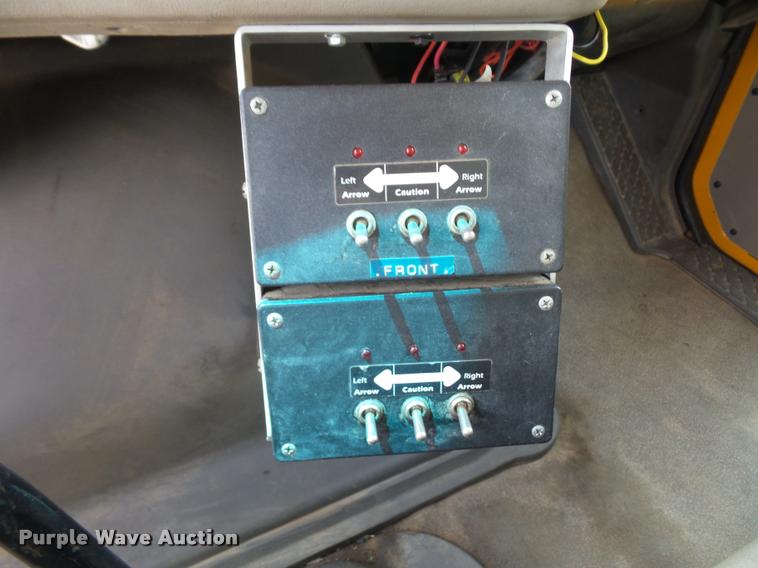 image for item DD9334 2001 Sterling M7500 Acterra jetter truck