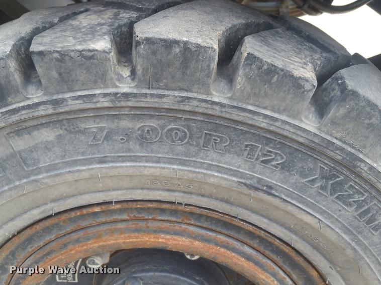 image for item DD9335 2002 Tennant 830 Series II sweeper