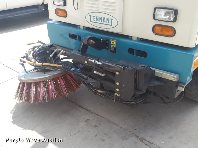 image for item DD9335 2002 Tennant 830 Series II sweeper