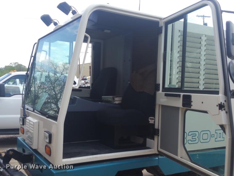 image for item DD9335 2002 Tennant 830 Series II sweeper