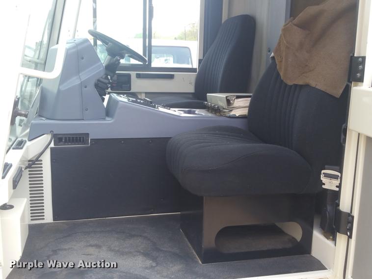 image for item DD9335 2002 Tennant 830 Series II sweeper