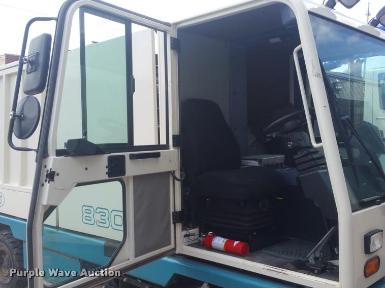 image for item DD9335 2002 Tennant 830 Series II sweeper