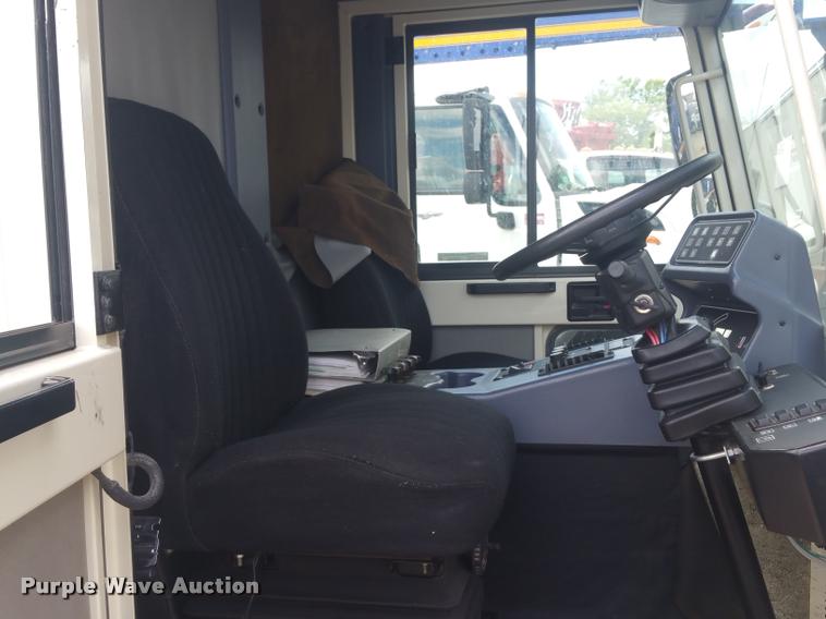 image for item DD9335 2002 Tennant 830 Series II sweeper