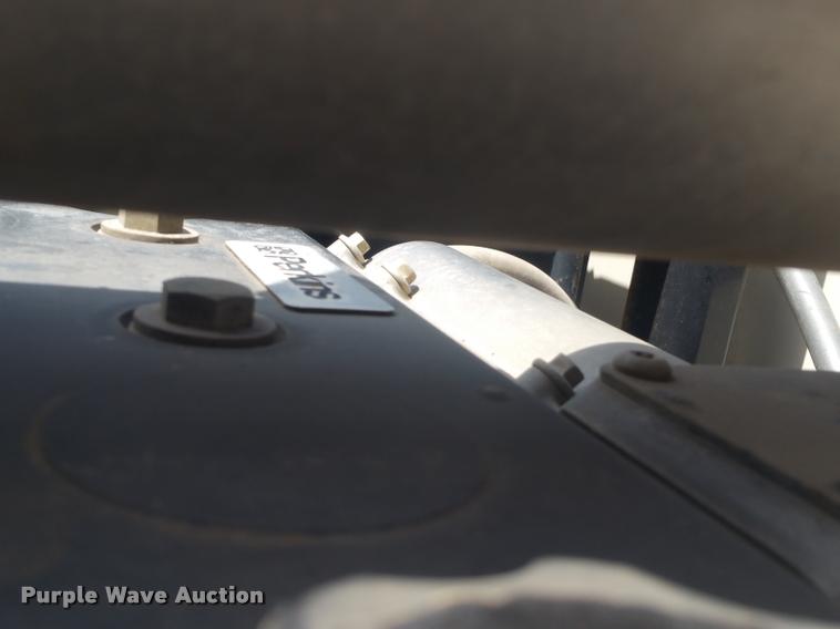 image for item DD9335 2002 Tennant 830 Series II sweeper