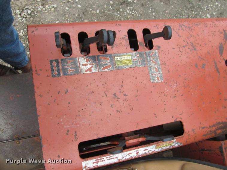 image for item J2555 Ditch Witch 5010DD trencher