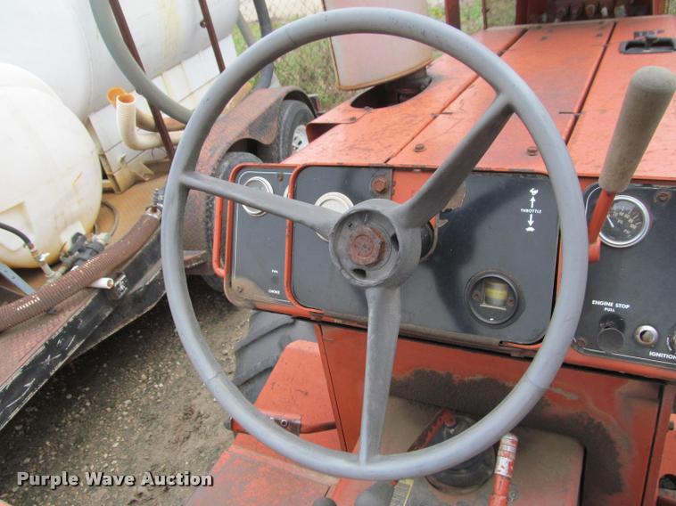 image for item J2555 Ditch Witch 5010DD trencher