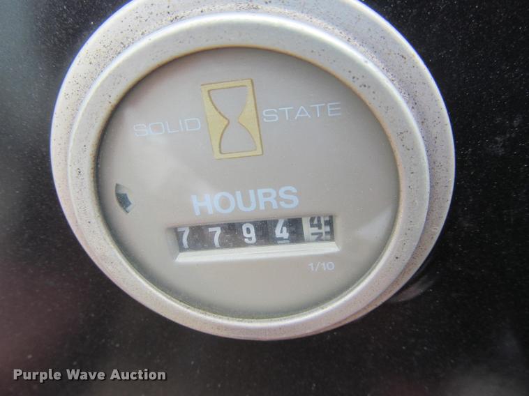 image for item J2555 Ditch Witch 5010DD trencher