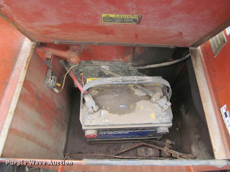 image for item J2555 Ditch Witch 5010DD trencher