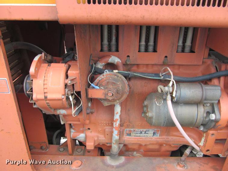 image for item J2555 Ditch Witch 5010DD trencher