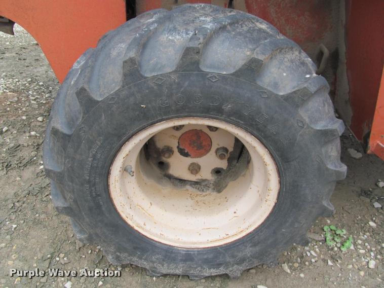 image for item J2555 Ditch Witch 5010DD trencher