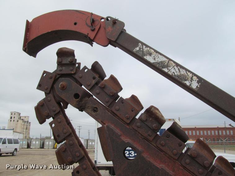 image for item J2555 Ditch Witch 5010DD trencher