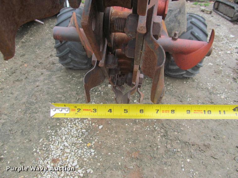image for item J2555 Ditch Witch 5010DD trencher