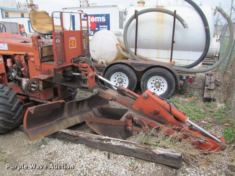 image for item J2555 Ditch Witch 5010DD trencher