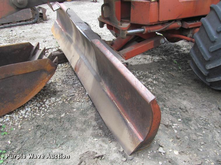 image for item J2555 Ditch Witch 5010DD trencher