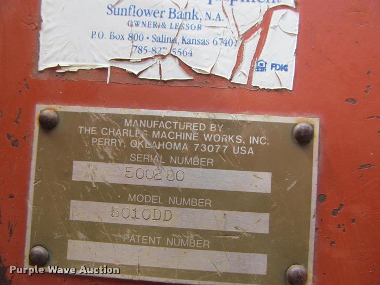 image for item J2555 Ditch Witch 5010DD trencher