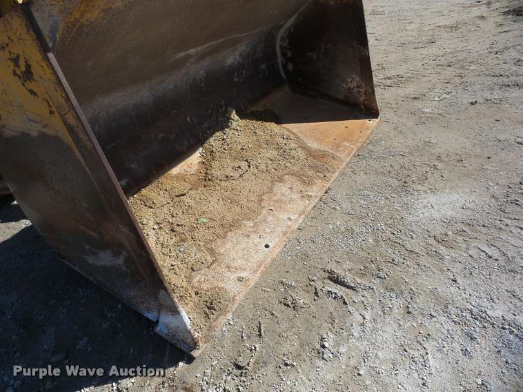 image for item J8644 Caterpillar 950 Traxcavator wheel loader