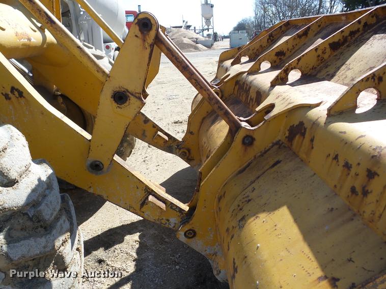 image for item J8644 Caterpillar 950 Traxcavator wheel loader