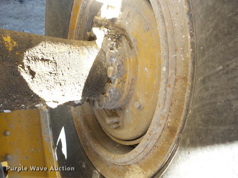 image for item J8644 Caterpillar 950 Traxcavator wheel loader