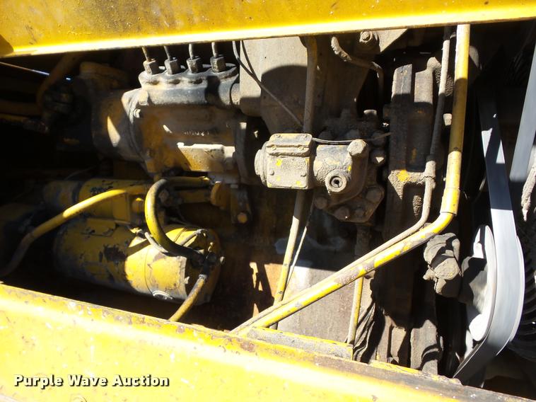image for item J8644 Caterpillar 950 Traxcavator wheel loader