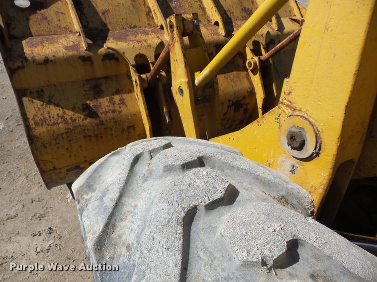 image for item J8644 Caterpillar 950 Traxcavator wheel loader