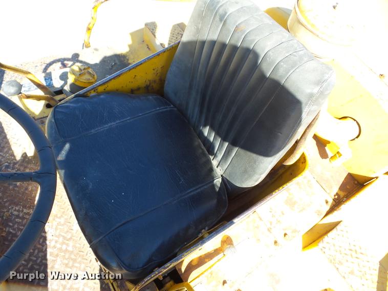 image for item J8644 Caterpillar 950 Traxcavator wheel loader