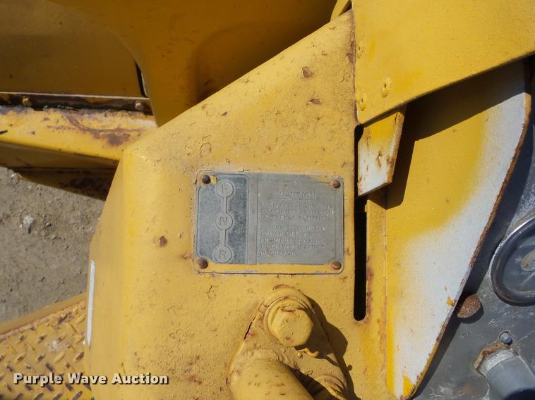 image for item J8644 Caterpillar 950 Traxcavator wheel loader