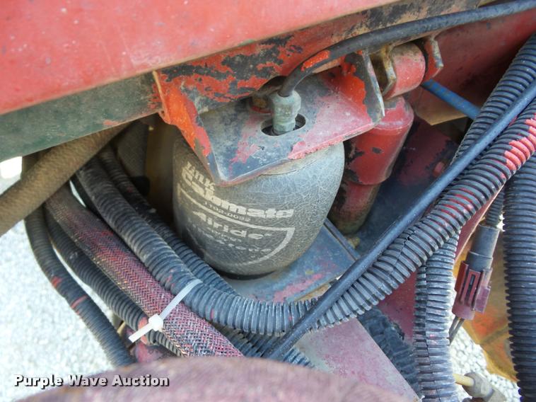 image for item J8646 1995 Ford LT9000 ready mix truck