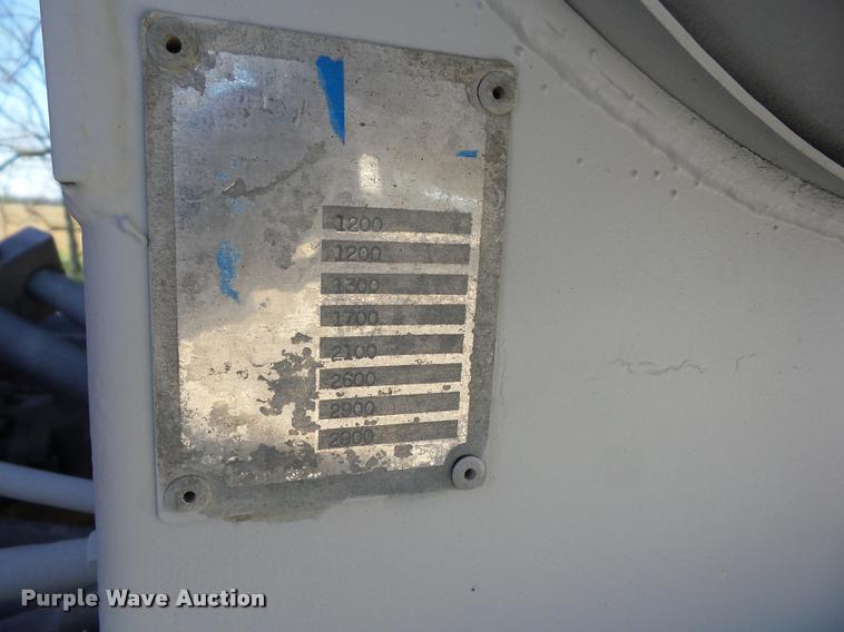 image for item J8646 1995 Ford LT9000 ready mix truck