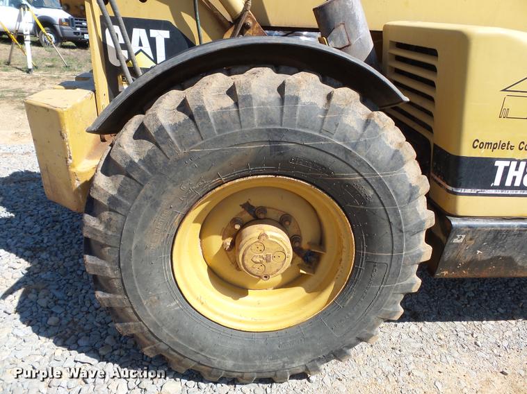 image for item K3284 Caterpillar TH83 telehandler