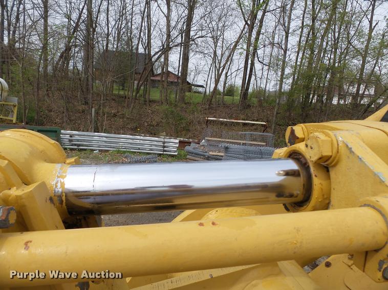 image for item K3287 1999 Caterpillar 953C track loader