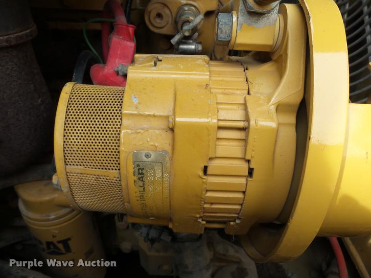 image for item K3287 1999 Caterpillar 953C track loader