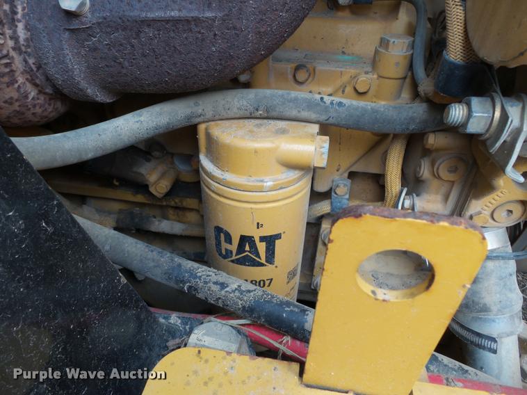 image for item K3287 1999 Caterpillar 953C track loader