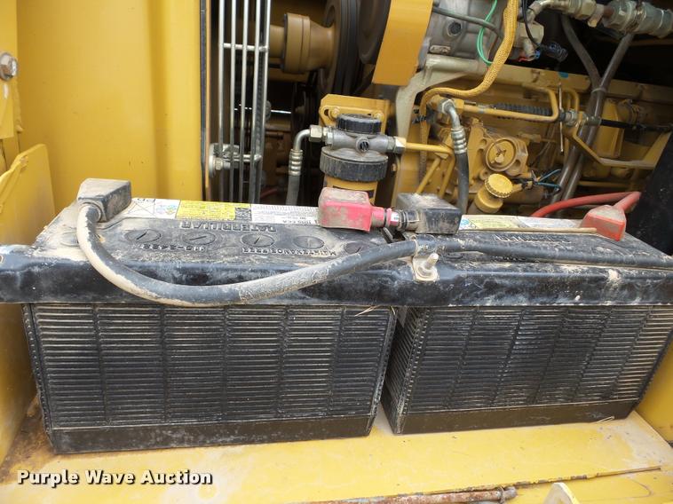 image for item K3287 1999 Caterpillar 953C track loader