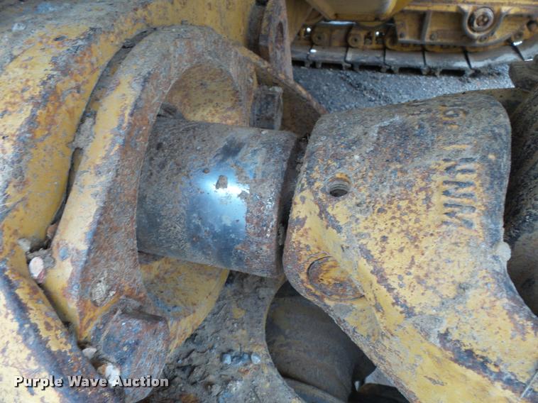 image for item K3287 1999 Caterpillar 953C track loader