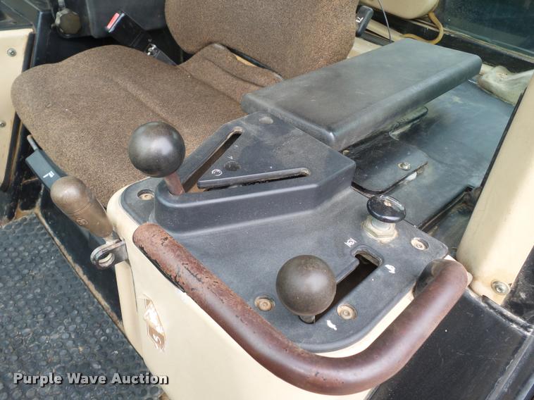 image for item K3287 1999 Caterpillar 953C track loader