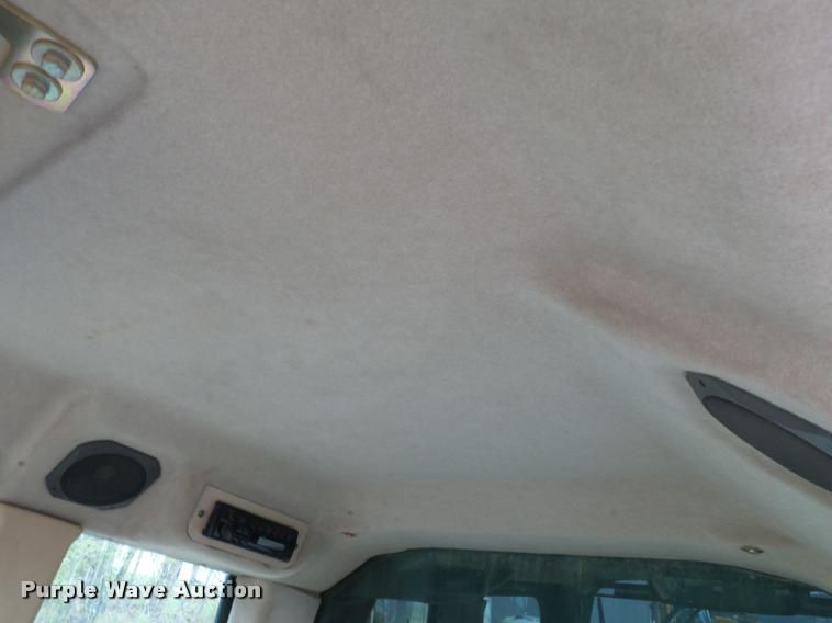 image for item K3287 1999 Caterpillar 953C track loader