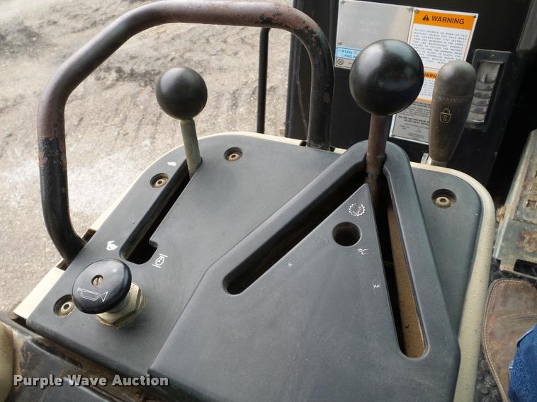 image for item K3287 1999 Caterpillar 953C track loader