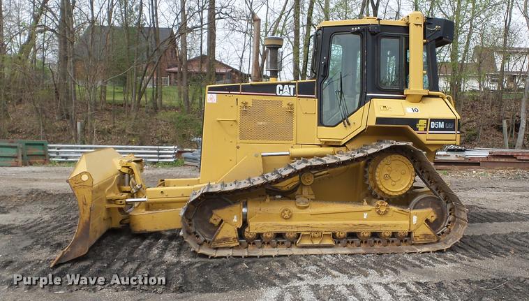 image for item K3288 2002 Caterpillar D5M LGP dozer
