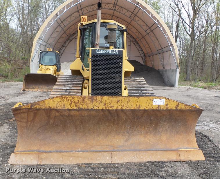 image for item K3288 2002 Caterpillar D5M LGP dozer