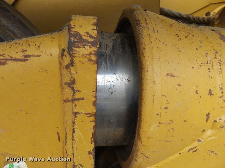 image for item K3288 2002 Caterpillar D5M LGP dozer