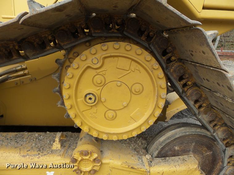 image for item K3288 2002 Caterpillar D5M LGP dozer