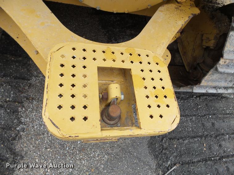 image for item K3288 2002 Caterpillar D5M LGP dozer