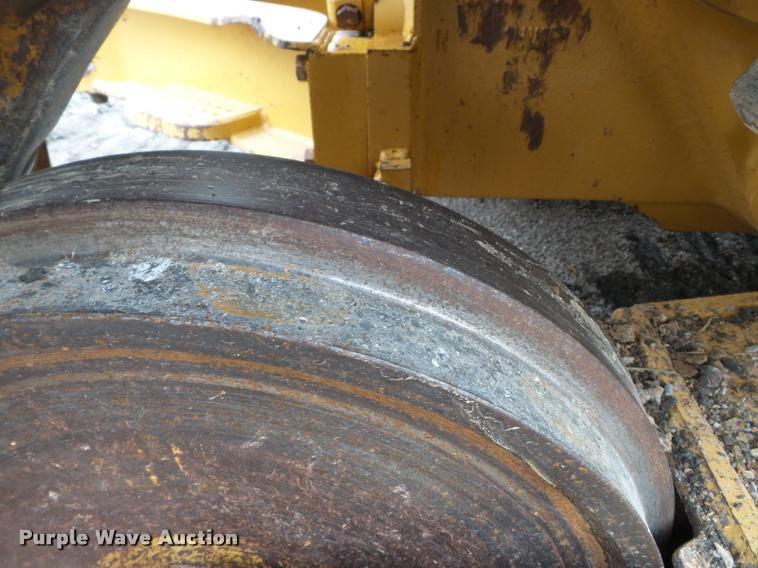 image for item K3288 2002 Caterpillar D5M LGP dozer