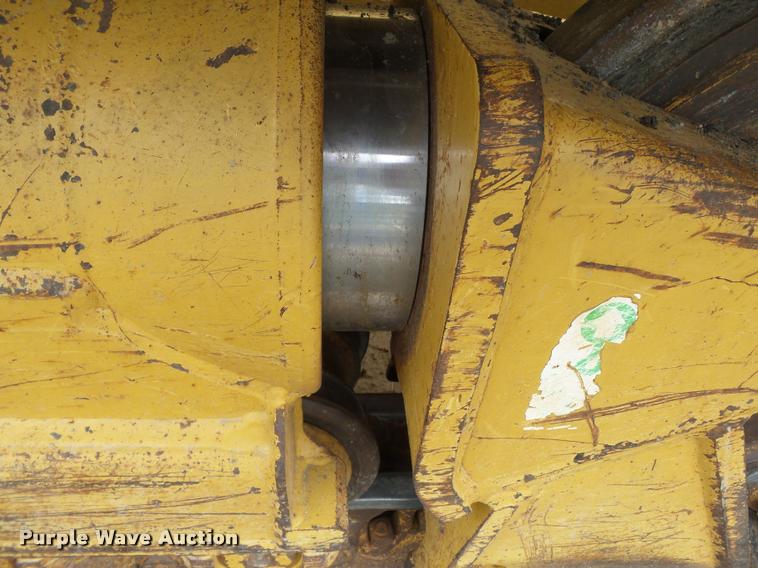 image for item K3288 2002 Caterpillar D5M LGP dozer