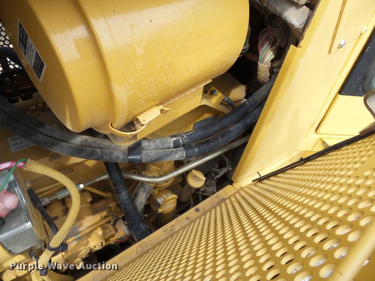 image for item K3288 2002 Caterpillar D5M LGP dozer