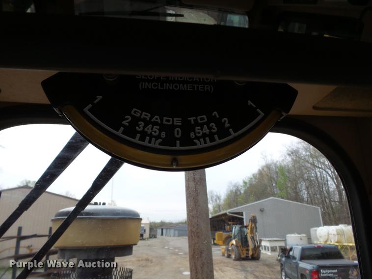 image for item K3288 2002 Caterpillar D5M LGP dozer