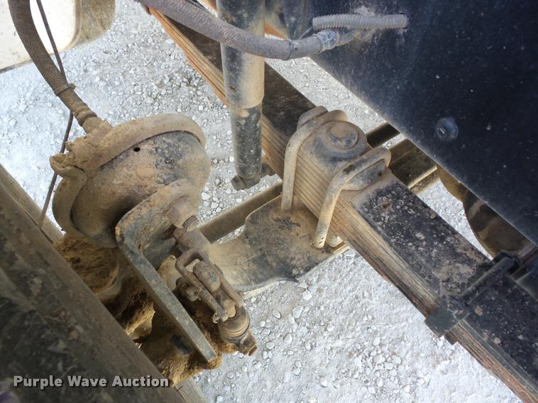 image for item K6476 2002 Freightliner FL80 digger derrick truck