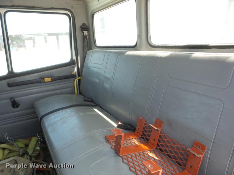 image for item K6476 2002 Freightliner FL80 digger derrick truck