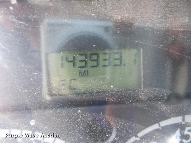 image for item K6476 2002 Freightliner FL80 digger derrick truck